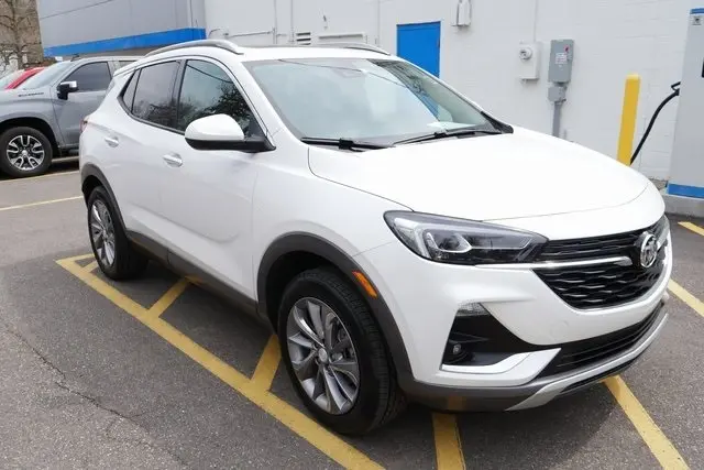 Used 2022 Buick Encore GX Essence with VIN KL4MMGSL1NB147620 for sale in Garrettsville, OH