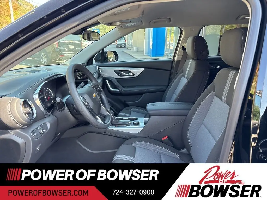 2025 Chevrolet Blazer 2LT photo 4