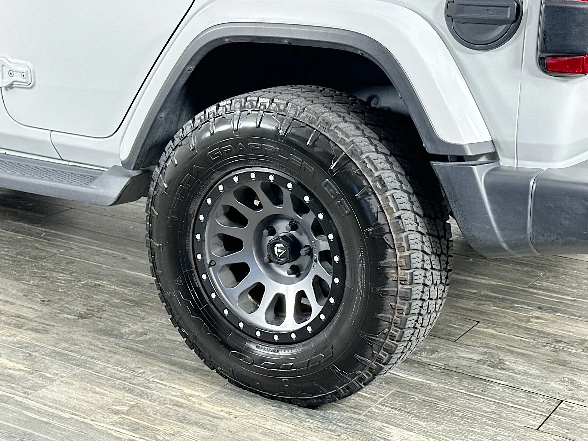 2019 Jeep Wrangler Unlimited Sahara photo 9