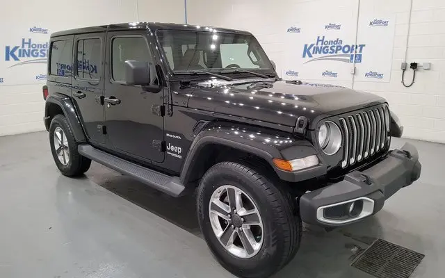 2021 Jeep Wrangler Unlimited Sahara photo 2