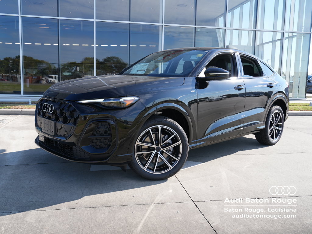 Mythos Black Metallic 2026 Audi Q5 Sportback Sedan All-Wheel Drive Automatic