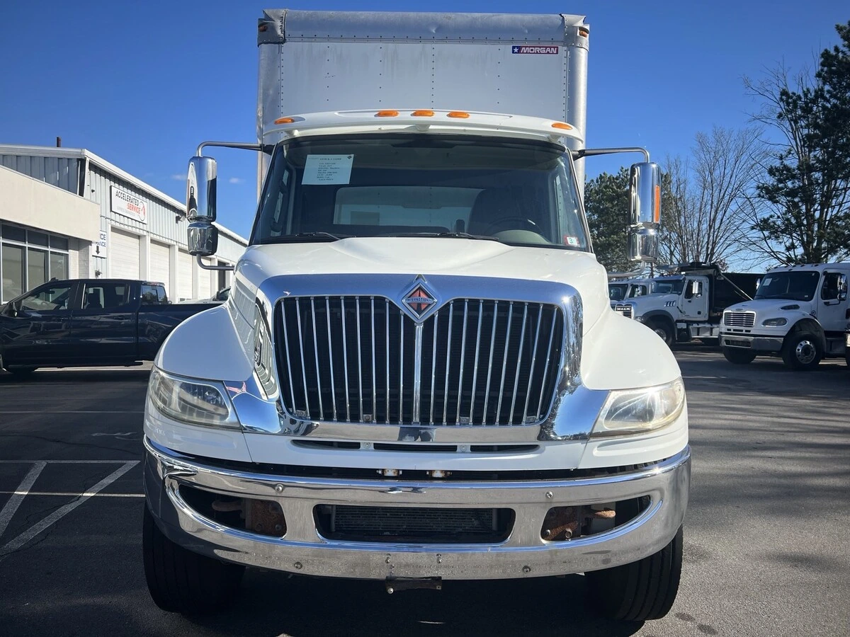 2015 International 4300 - image 3