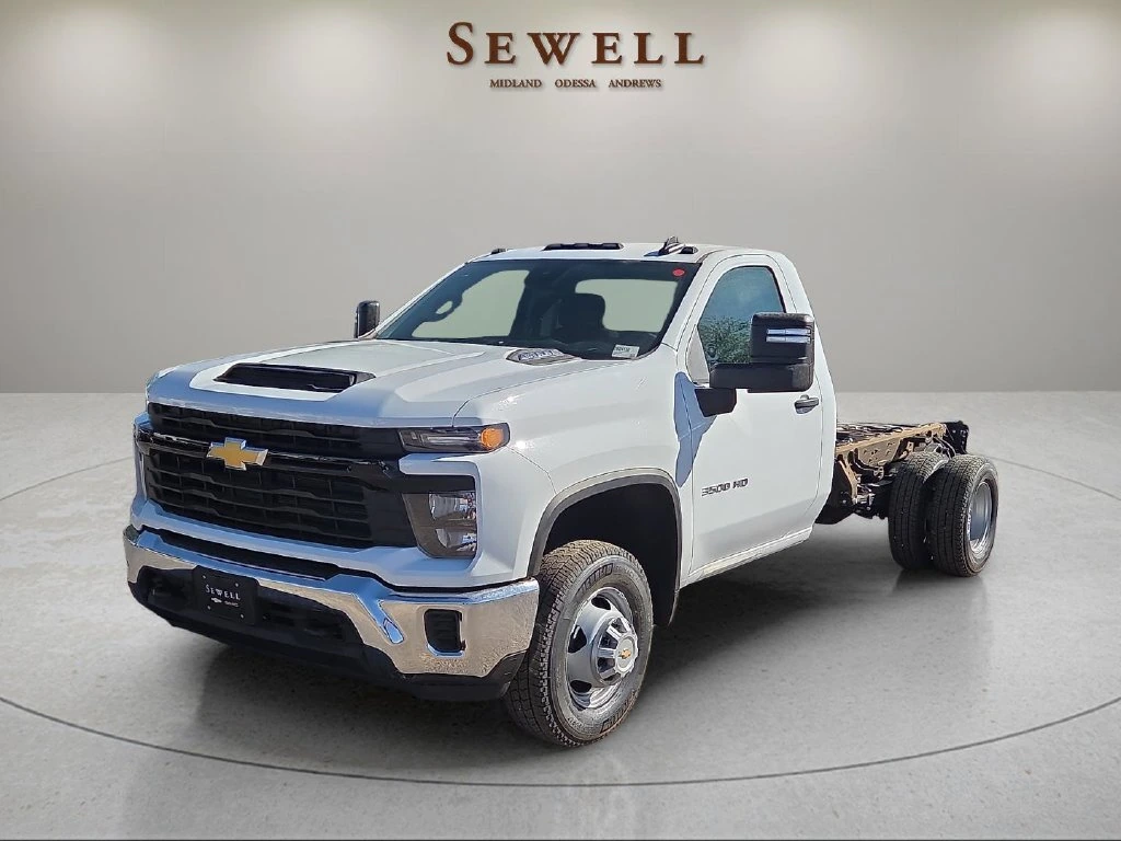 2026 Chevrolet Silverado 3500 Chassis Cab
