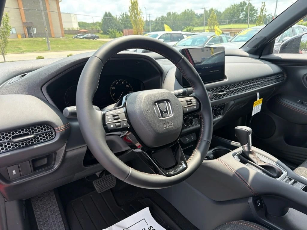 2027 Honda HR-V Sport - Photo 15