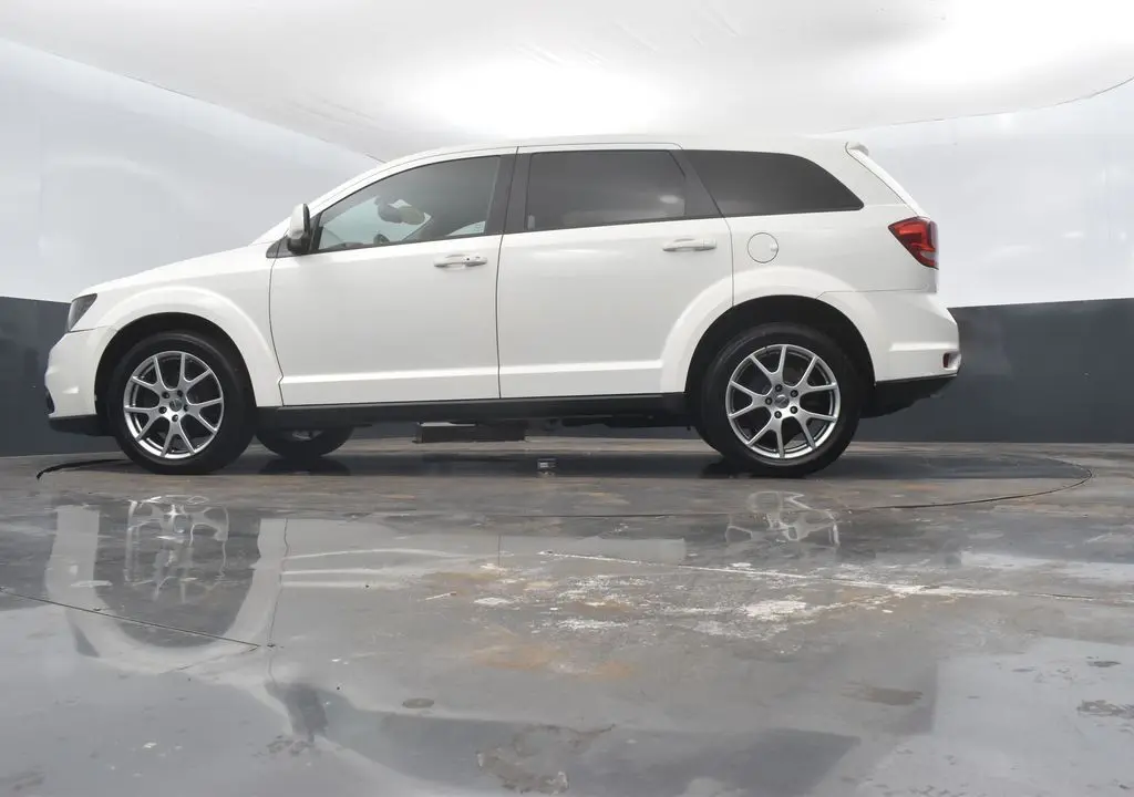 2015 Dodge Journey R/T photo 43