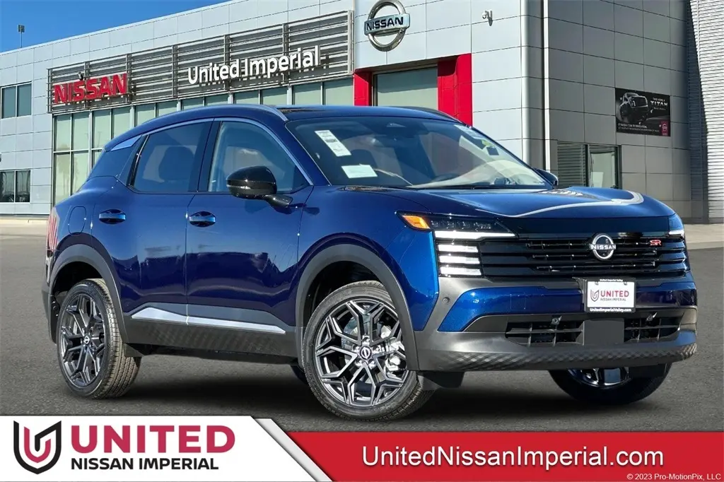 2026 Nissan KICKS SR's photo