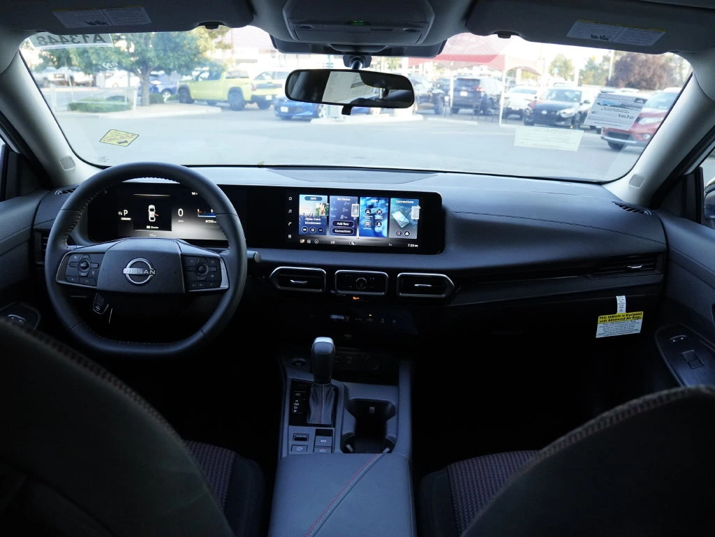 2026 Nissan Sentra SR - Photo 29