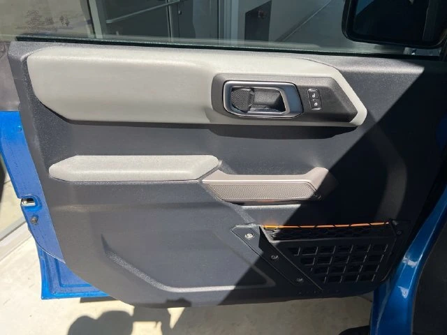 2023 Ford Bronco 4-Door Badlands - Photo 6