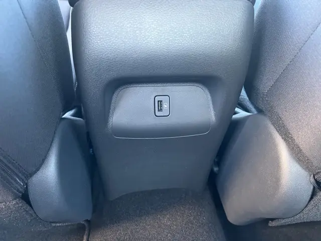 2025 Nissan Sentra SV photo 19