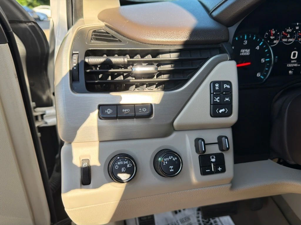 2018 GMC Yukon Denali - Photo 18