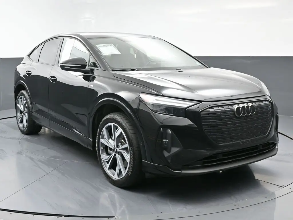 2023 Audi Q4 50 E-tron Premium Plus photo 2