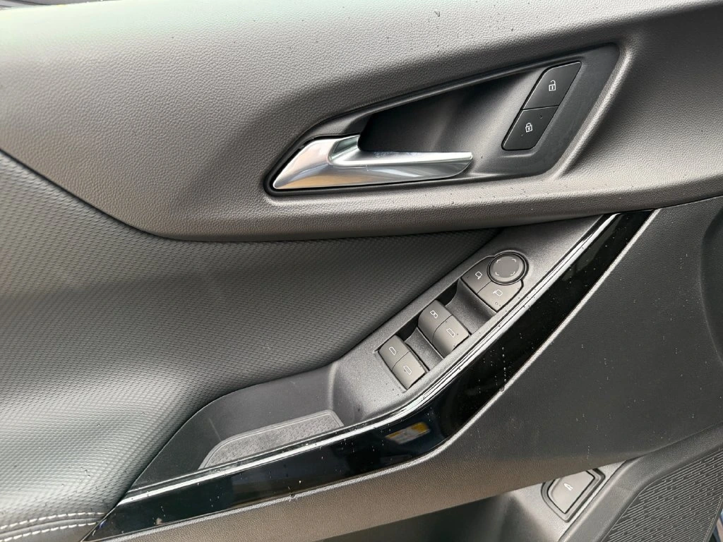 2027 Chevrolet Equinox LT - Photo 20