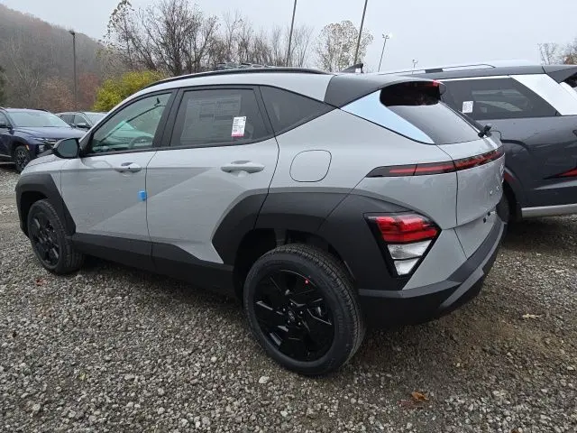 2026 Hyundai Kona SEL photo 2