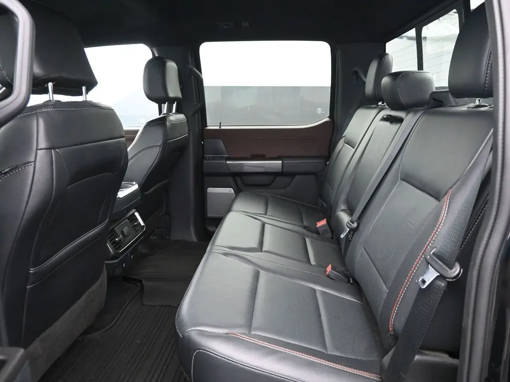 2023 Ford F-150 Lariat photo 12