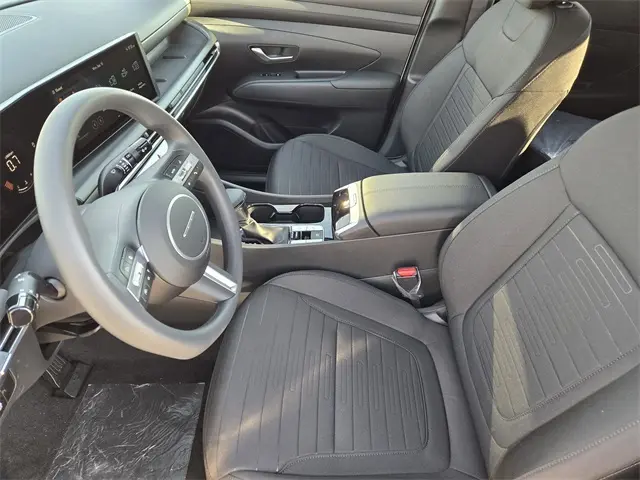 2026 Hyundai Santa Cruz SE photo 13