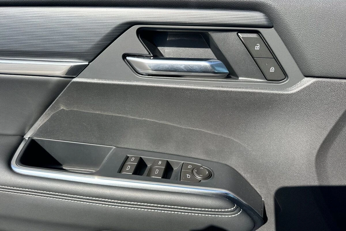 2026 GMC Acadia Elevation - Photo 12