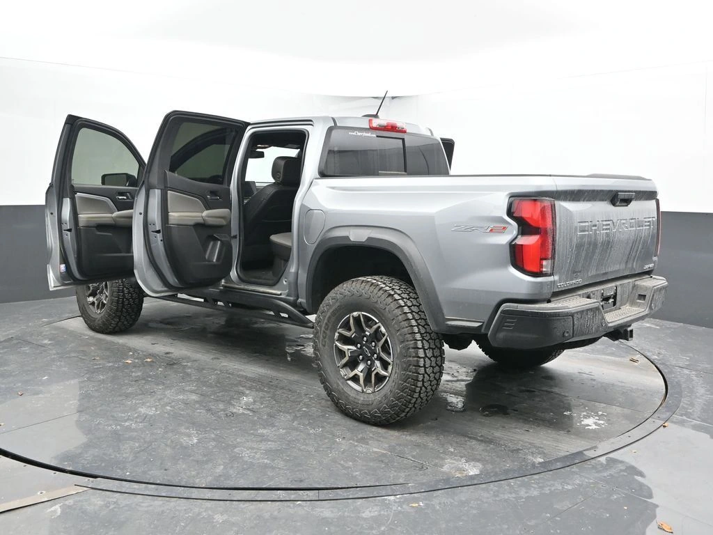2024 Chevrolet Colorado ZR2 - Photo 50