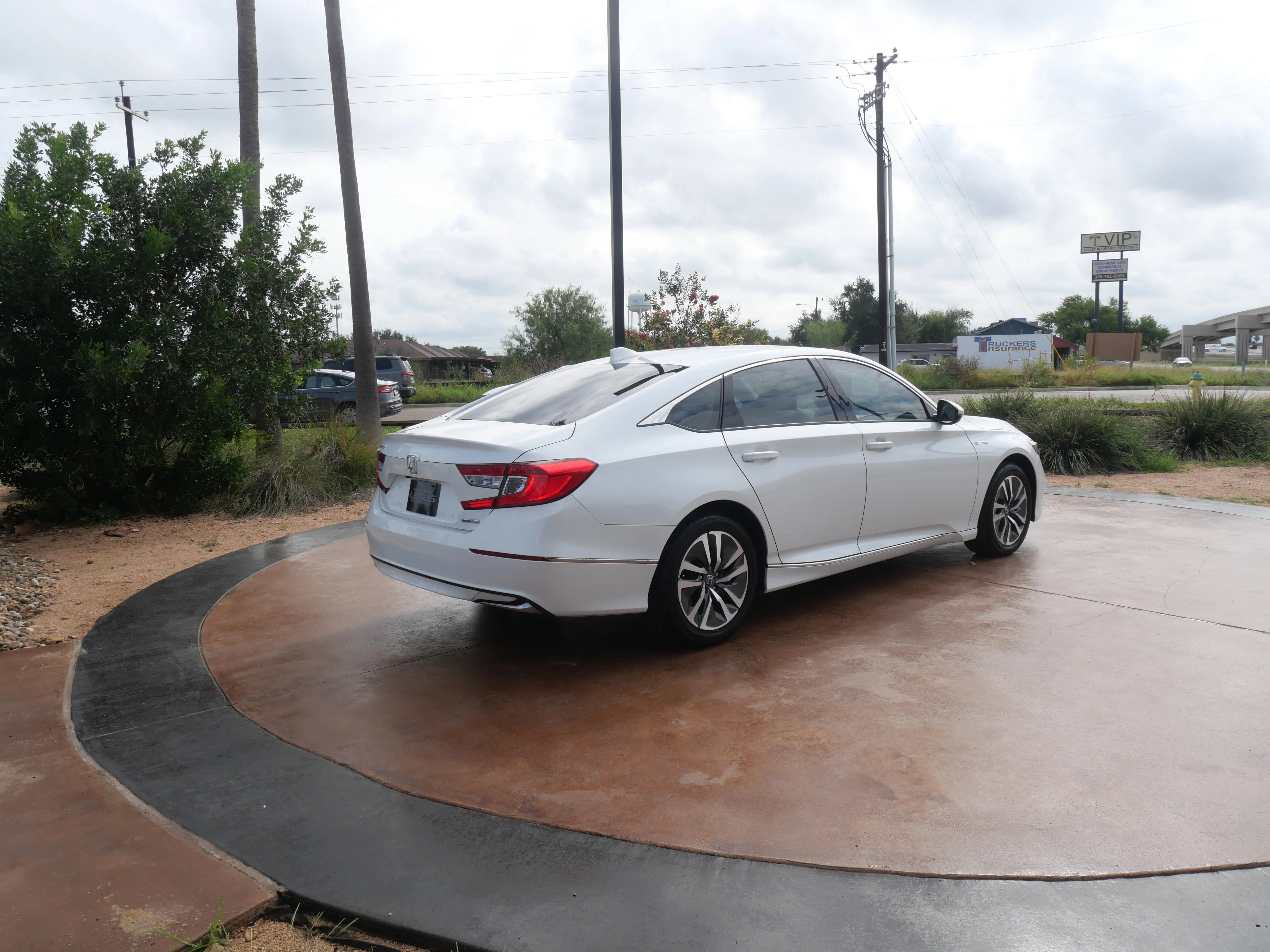 Used 2018 Honda Accord Hybrid EX-L with VIN 1HGCV3F57JA009231 for sale in San Juan, TX