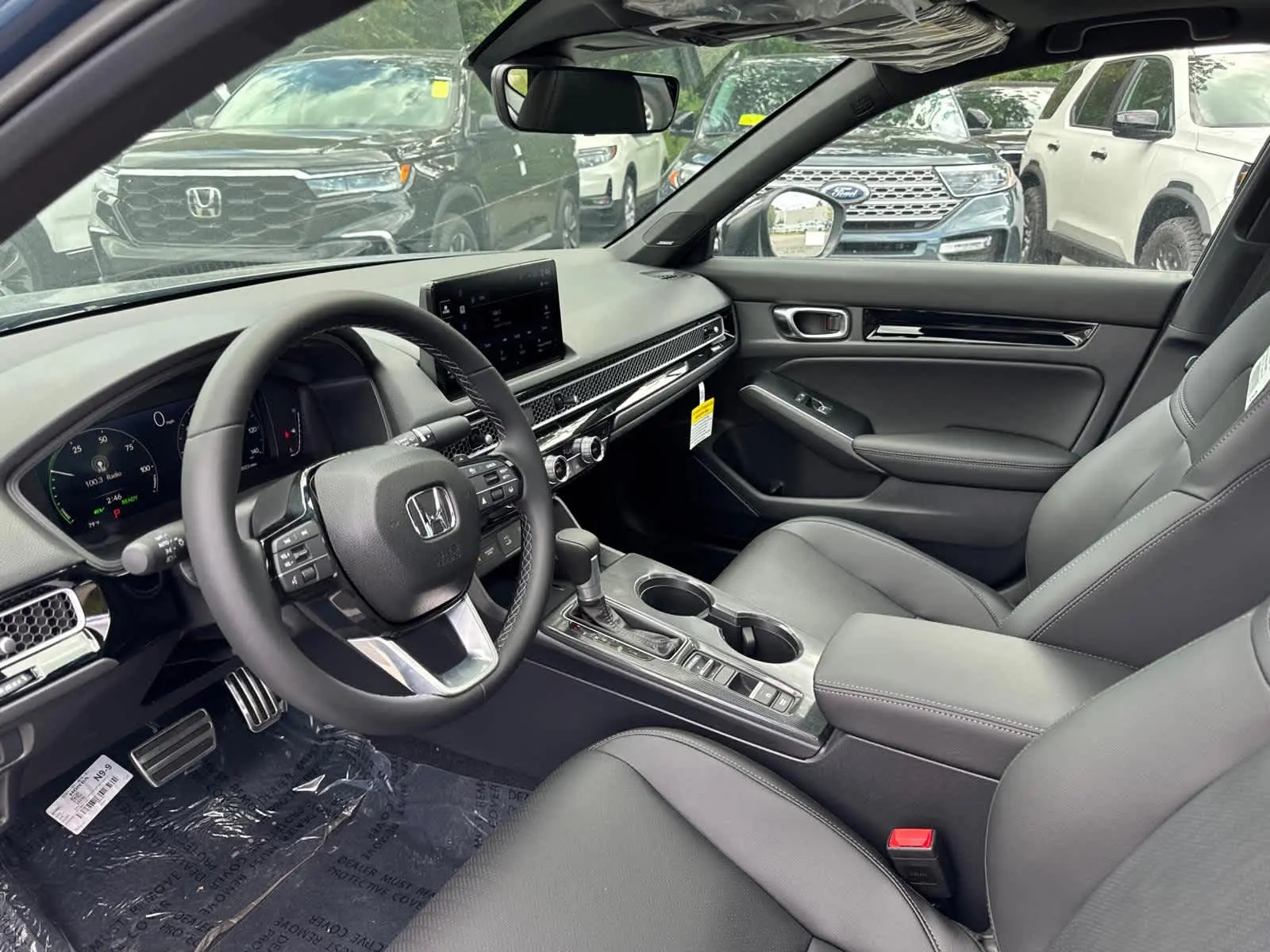 2025 Honda Civic Hybrid Sport Touring photo 12