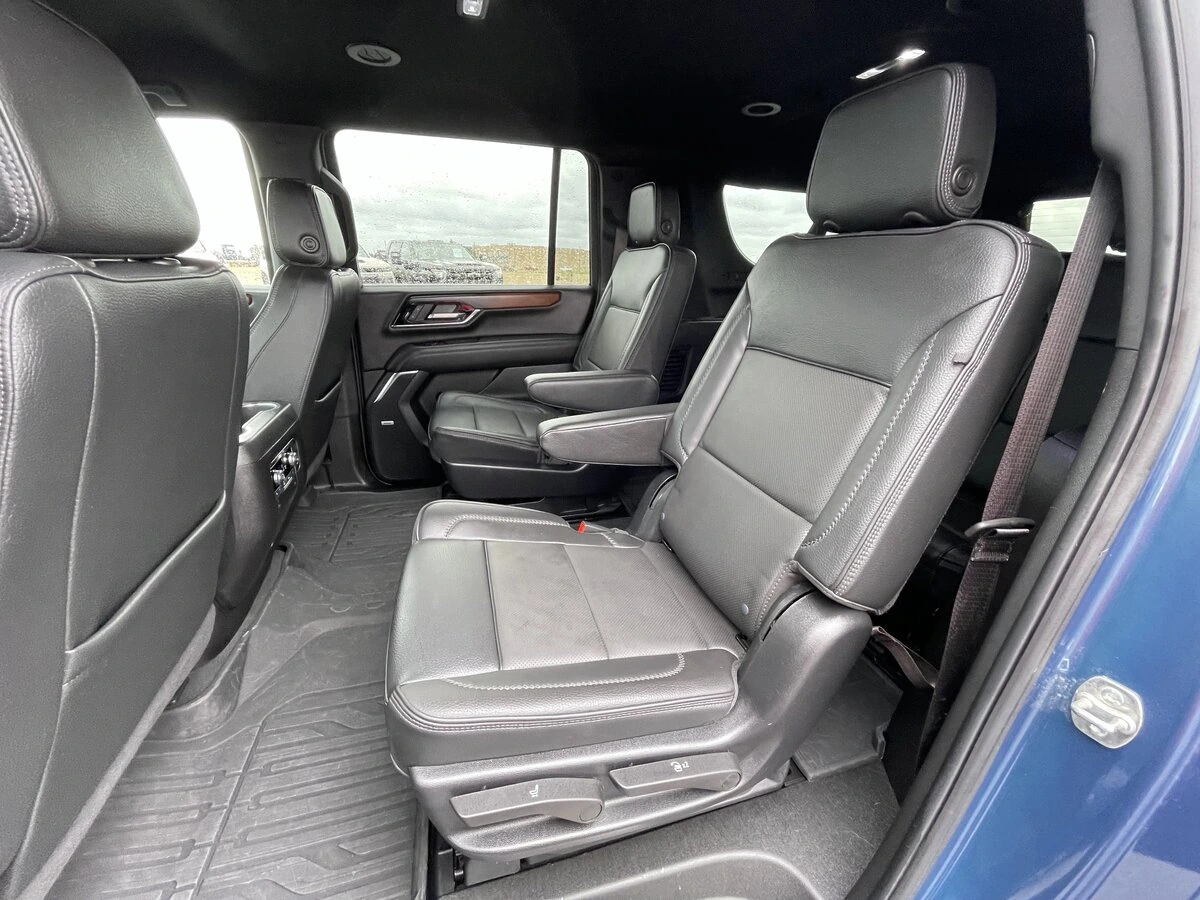 2025 GMC Yukon XL Denali - Photo 15