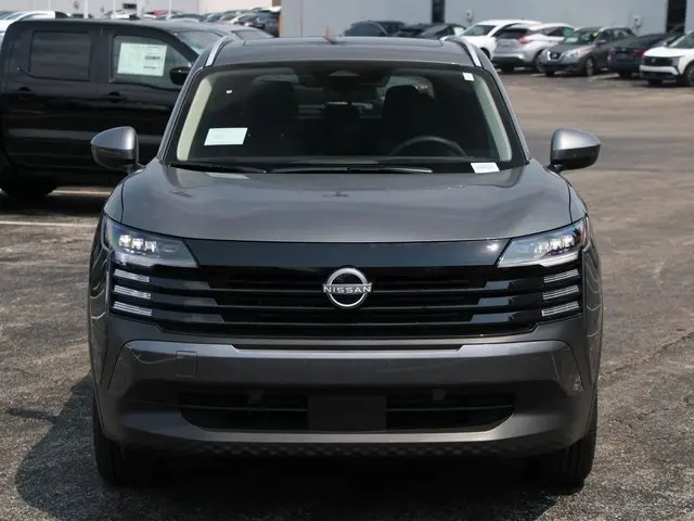 2026 Nissan Kicks SV photo 2