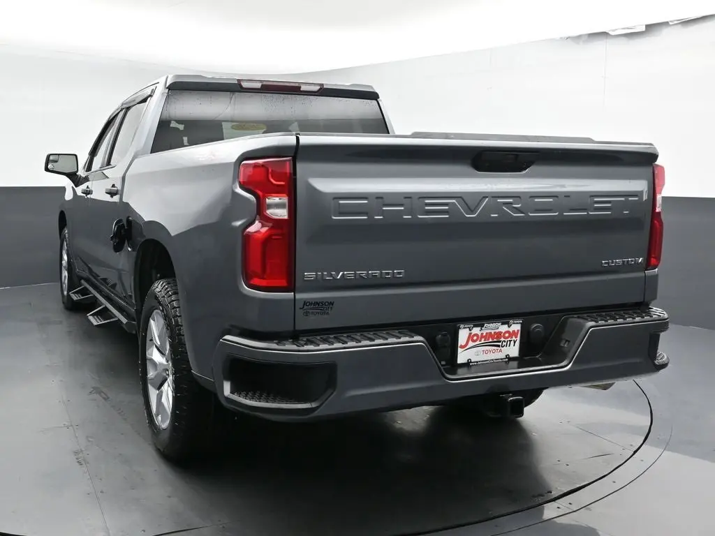 2020 Chevrolet Silverado 1500 Custom photo 6