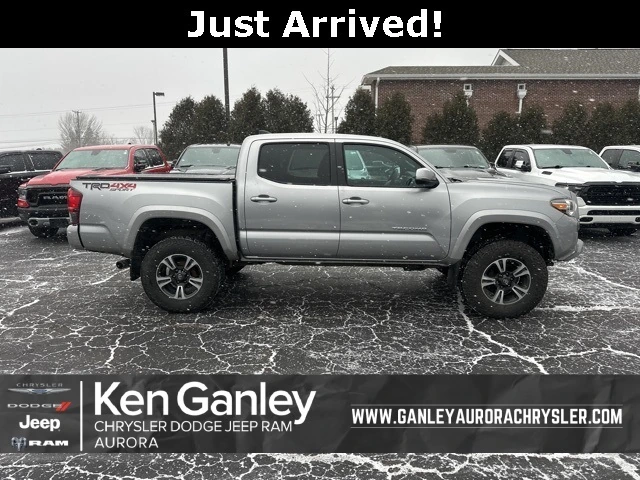 2019 Toyota Tacoma TRD Sport's photo