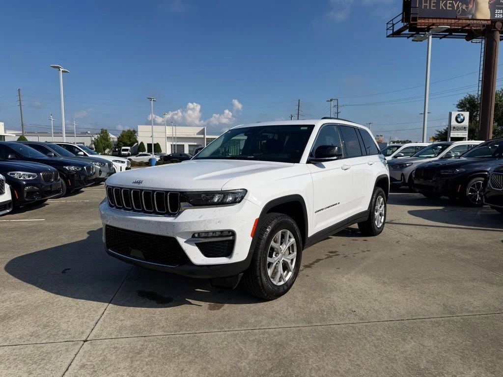 2023 Jeep Grand Cherokee Limited's photo