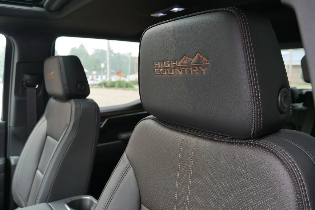 2026 Chevrolet Silverado 1500 High Country - Photo 39