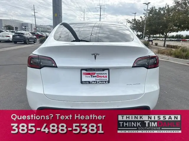 2022 Tesla Model Y Long Range photo 4