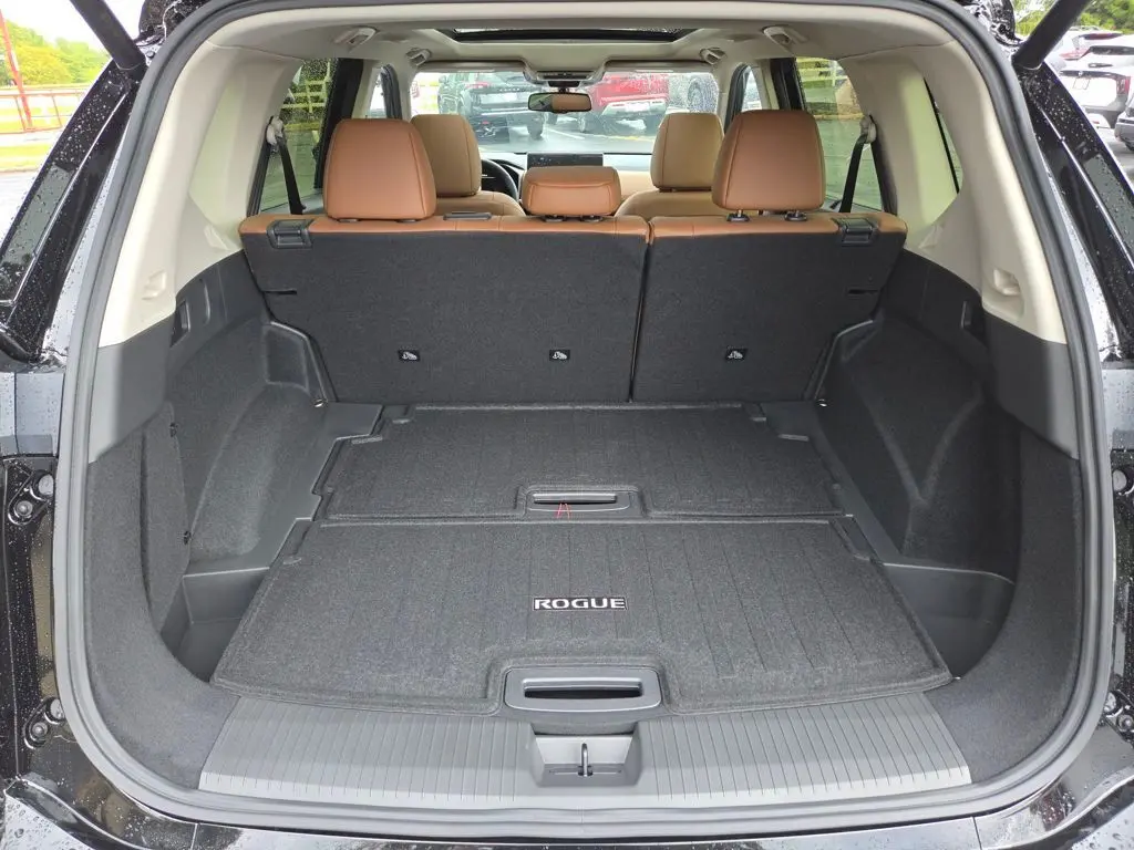 2026 Nissan Rogue Platinum photo 27