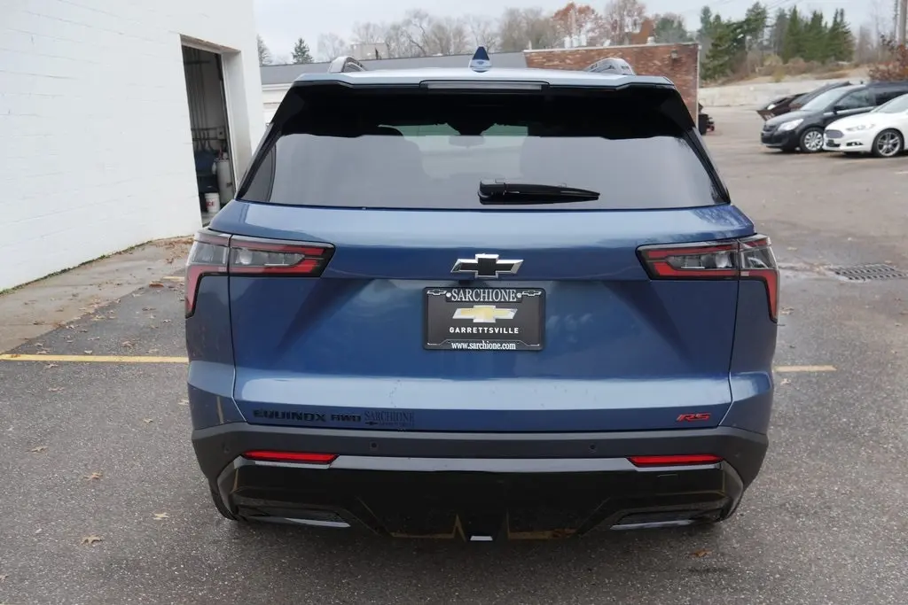 2026 Chevrolet Equinox RS photo 4