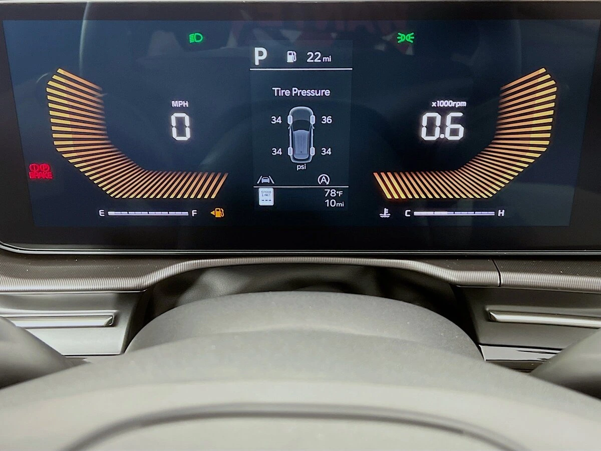 2026 Kia Sportage EX - Photo 15