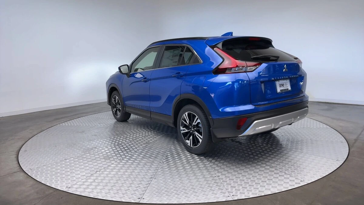 2026 Mitsubishi Eclipse Cross SE - Photo 6