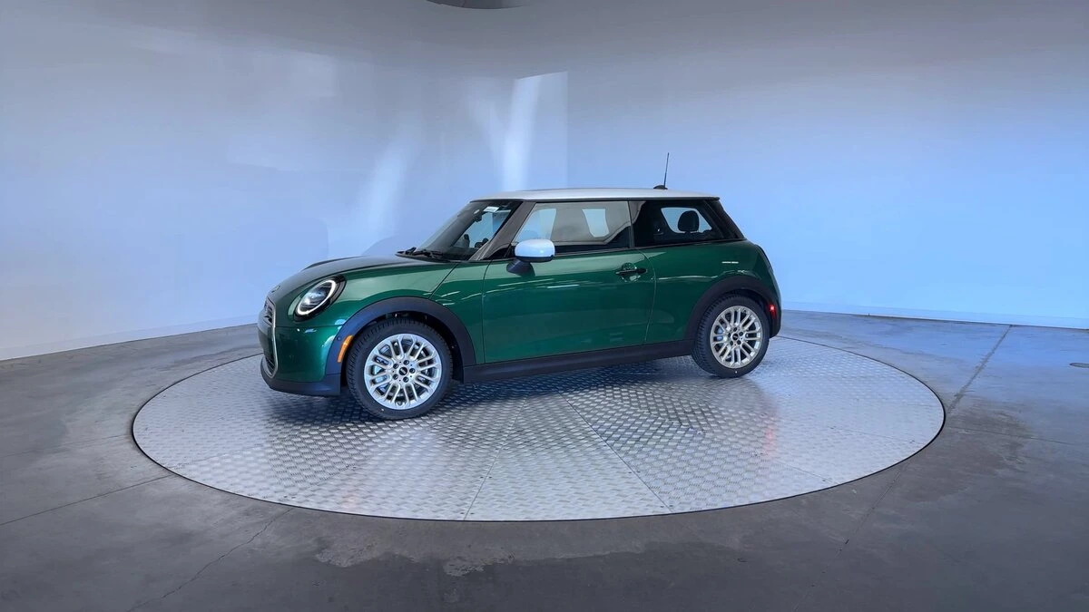 2026 MINI Hardtop 2 Door - Photo 7