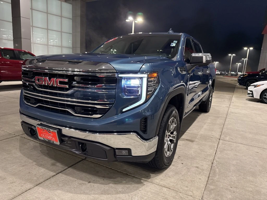 2024 GMC Sierra 1500 SLT - Photo 12