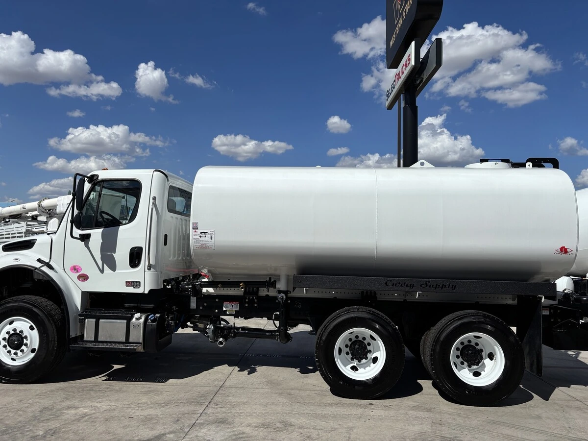 2027 Freightliner M2 106 — photo 5