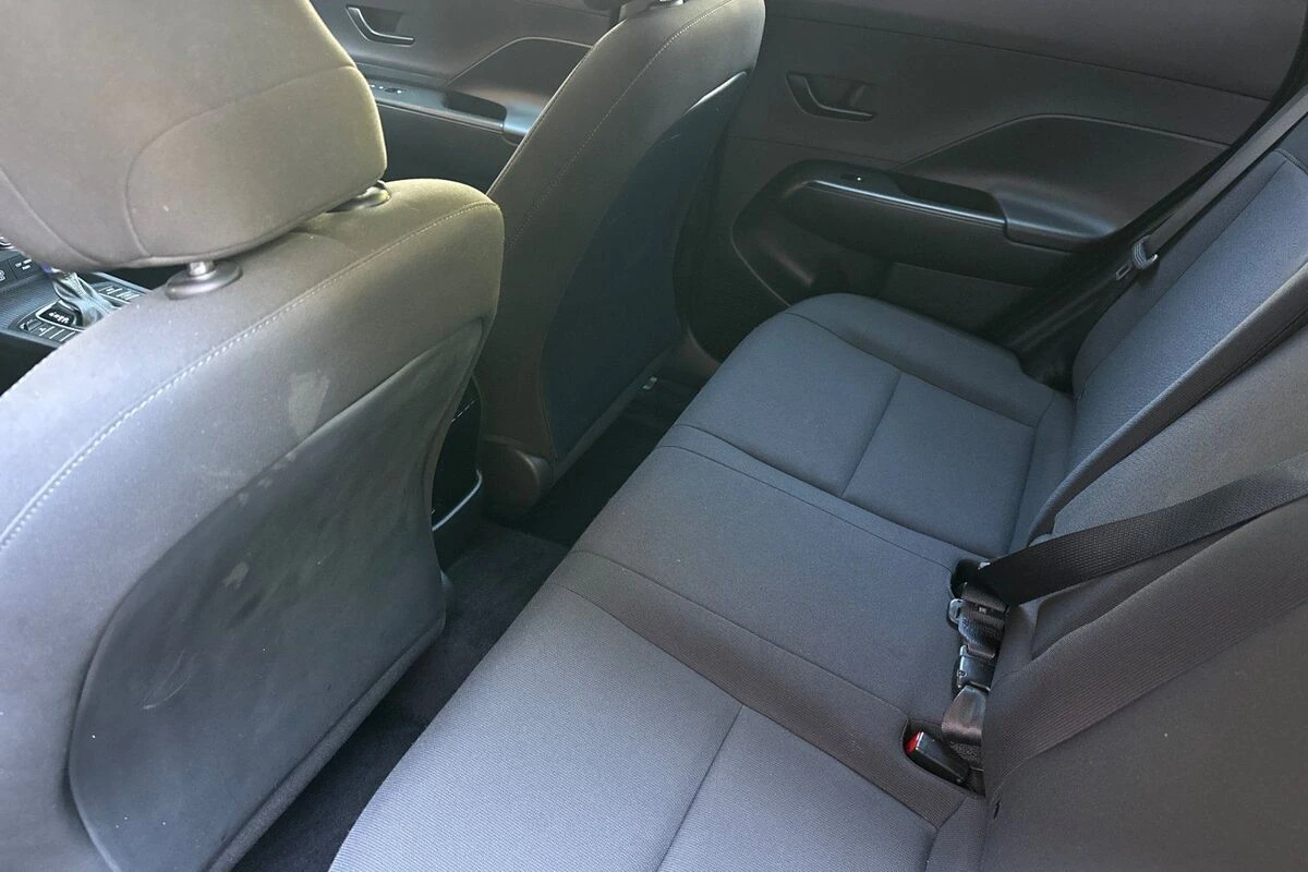 2024 Hyundai Kona SEL - Photo 12