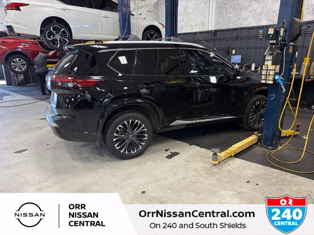 2025 Nissan Rogue Platinum