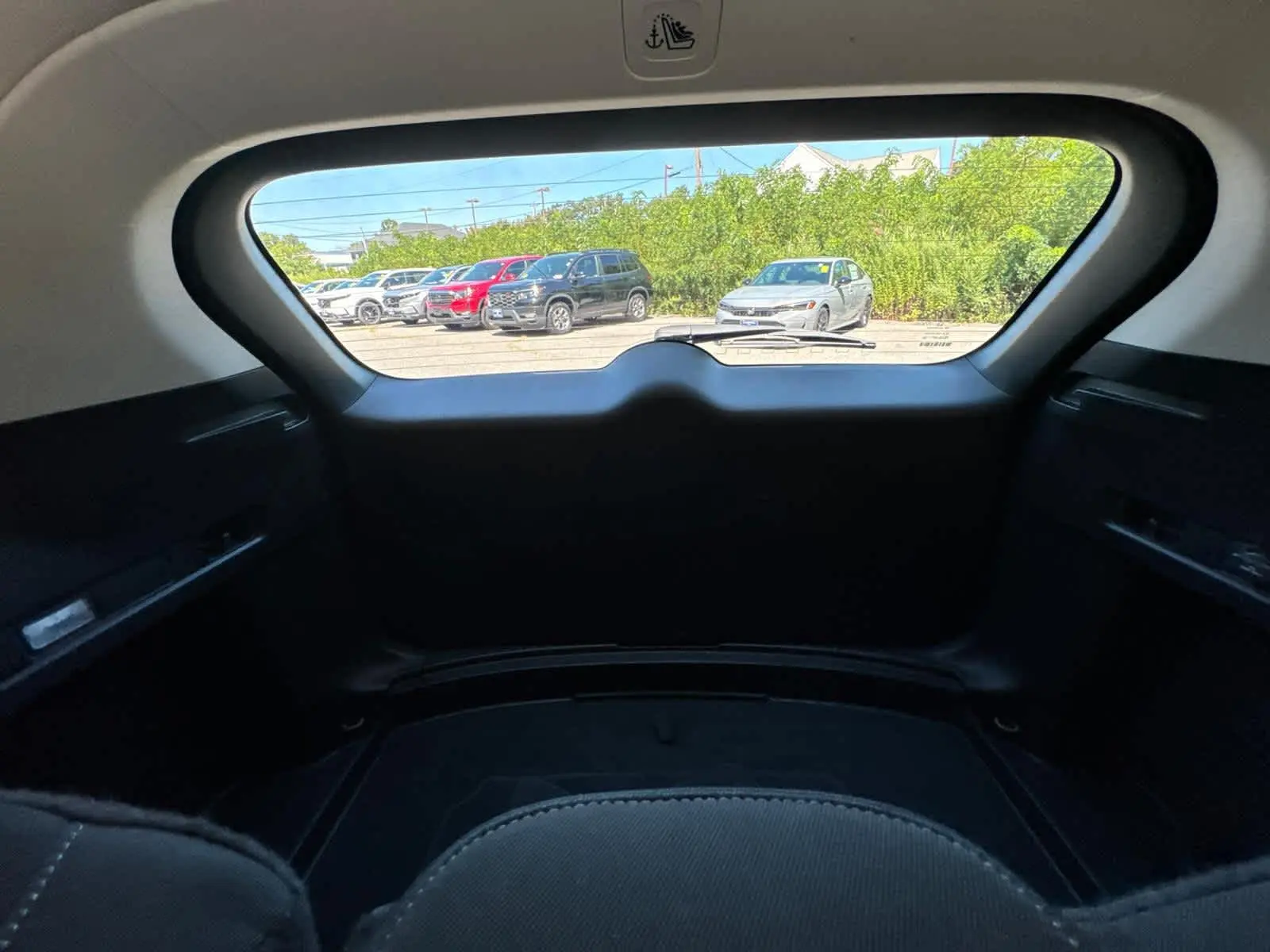 2024 Honda CR-V LX photo 32
