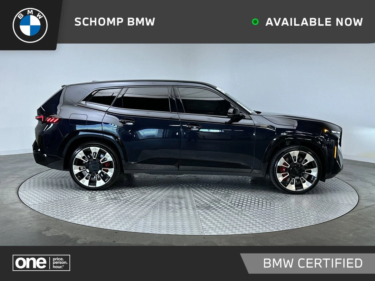 2023 BMW XM -'s photo