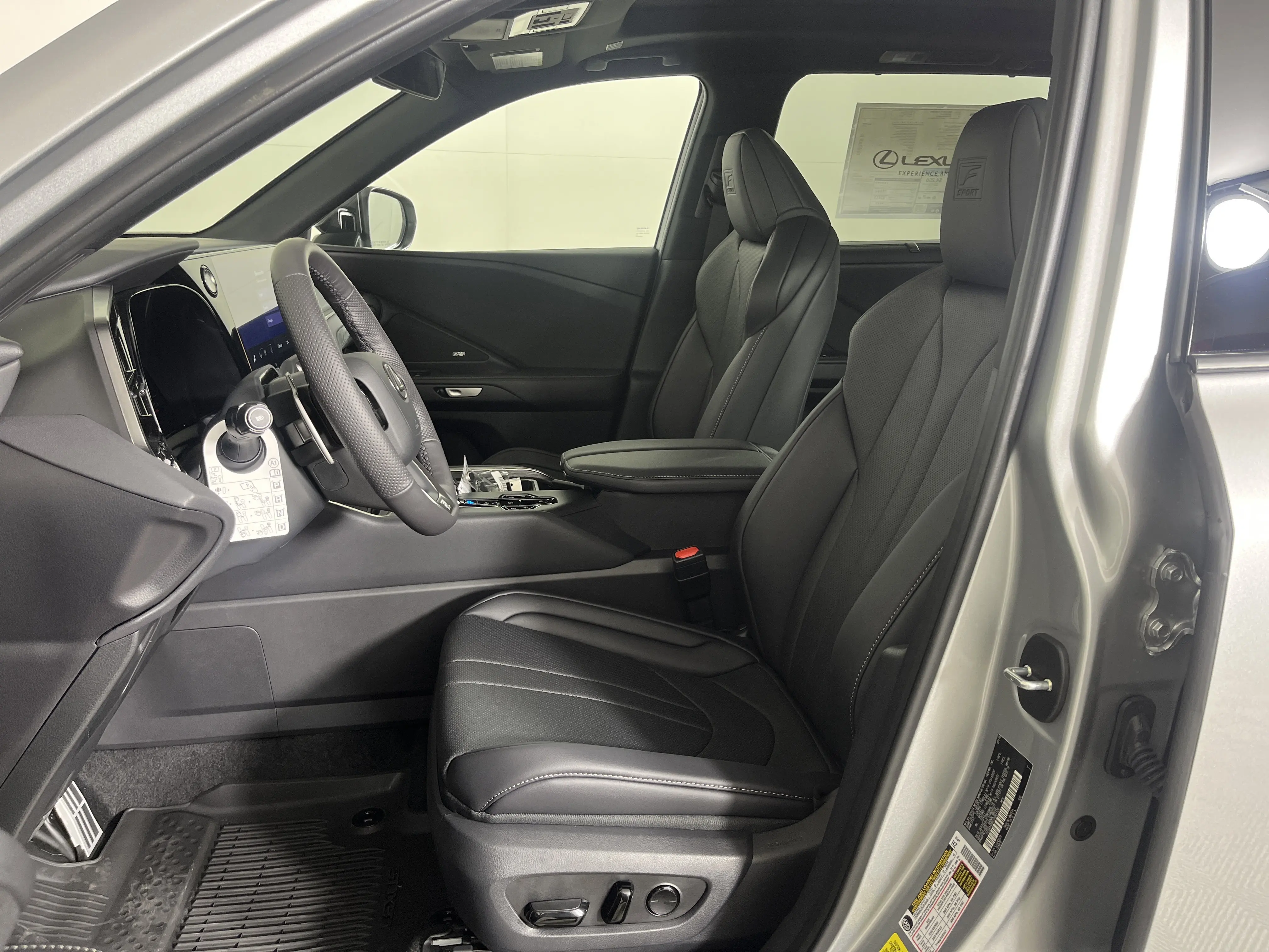 2025 Lexus TX 350 F SPORT photo 2