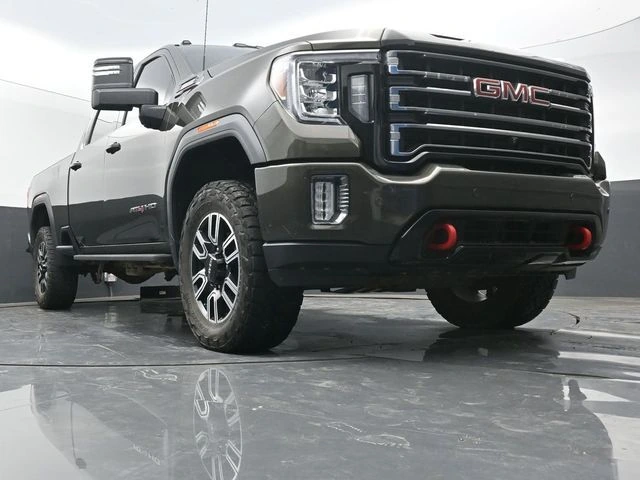 2023 GMC Sierra 4WD Crew Cab Standard Box AT4's photo