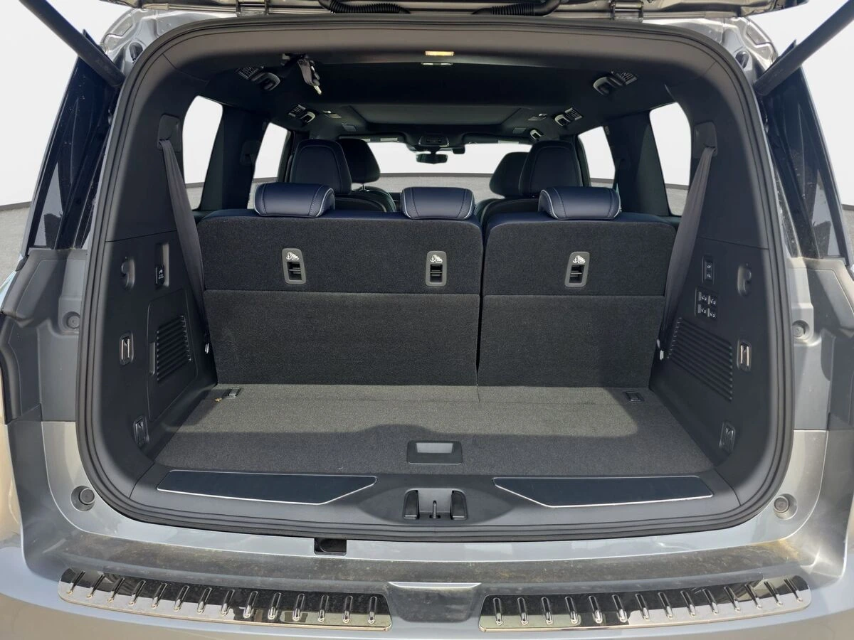 2026 INFINITI QX80 Sport - Photo 12