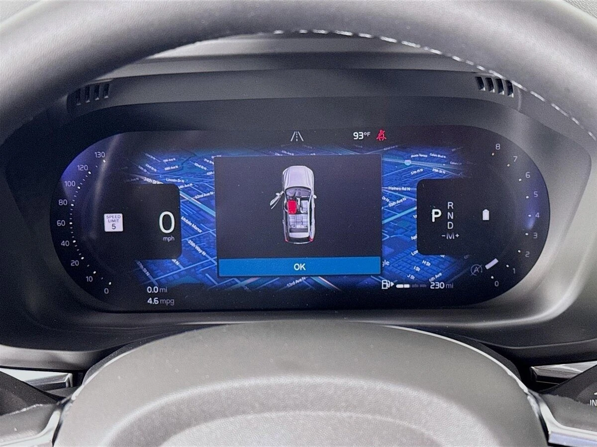 2023 Volvo - image 13