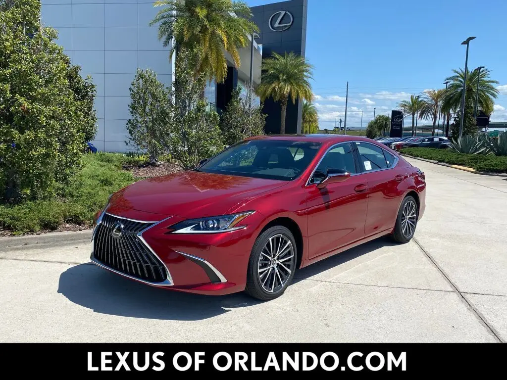 2025 Lexus ES 350's photo
