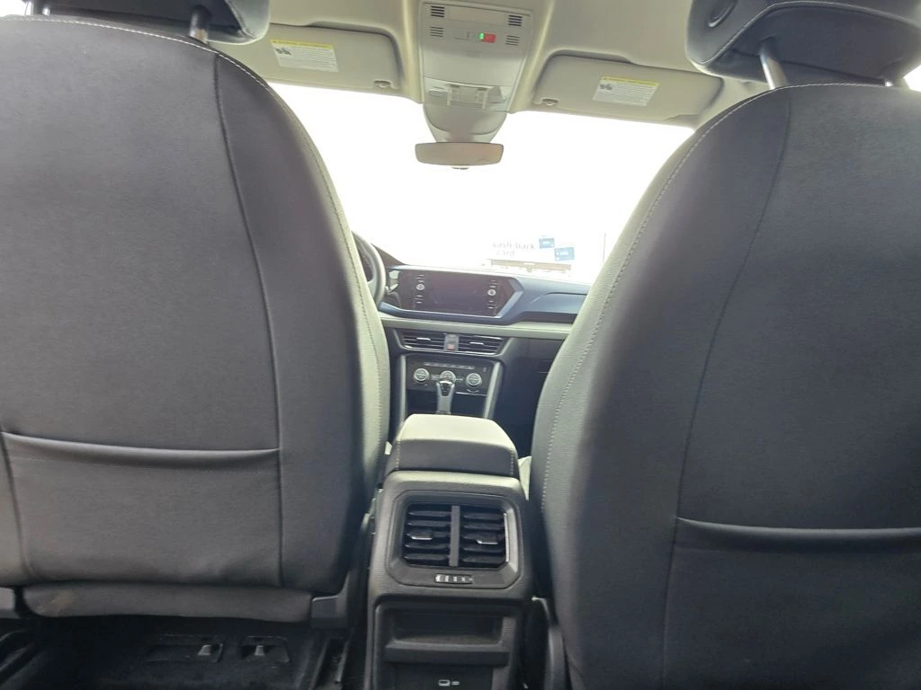 2024 Volkswagen Taos SE - Photo 18