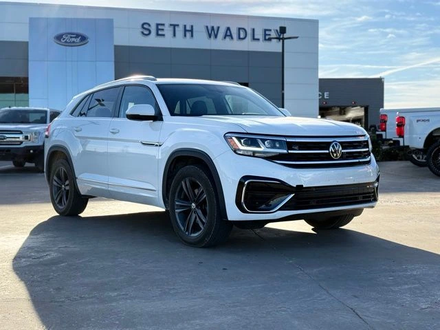 2021 Volkswagen Atlas Cross Sport SE w/Tech R-Line's photo