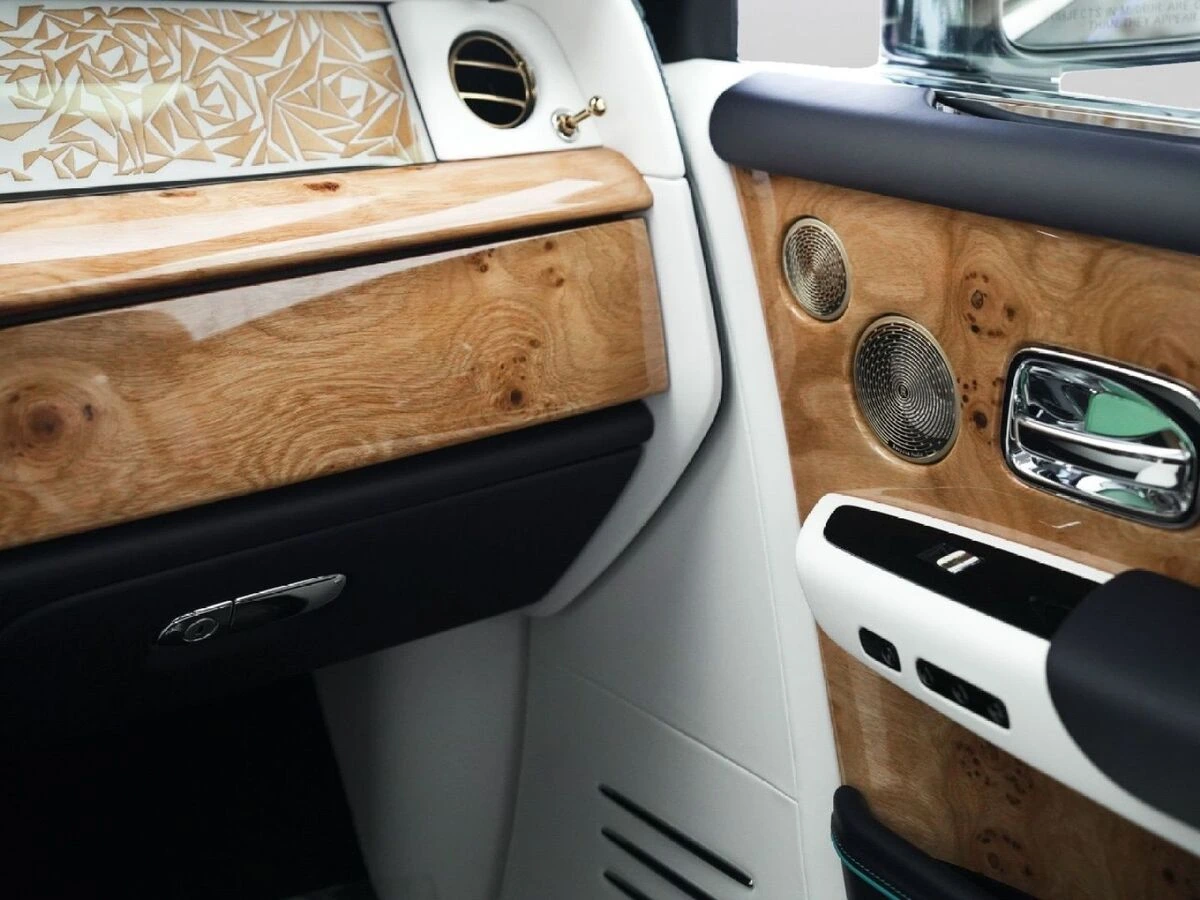 2026 Rolls-Royce Phantom Base - Photo 26