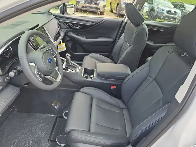 2025 Subaru Legacy Touring XT photo 4